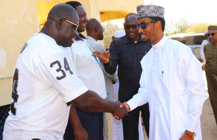 Tchad: visite du ministre de la communication sur le site du centre émetteur de la RNT de Gredia