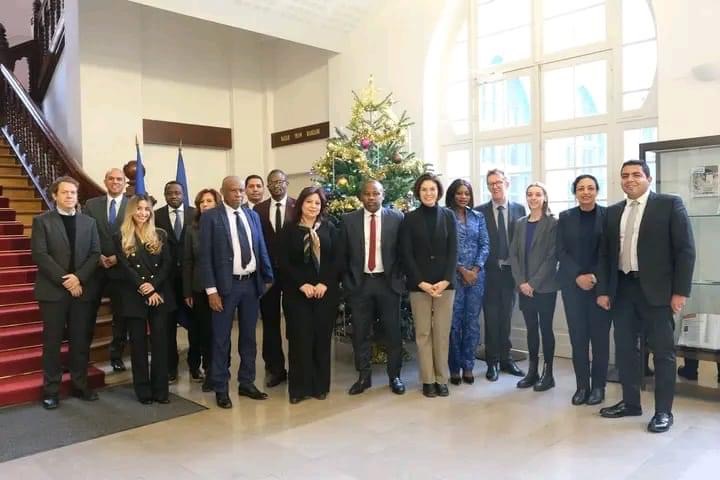 0CE19136 997F 4A27 B5FB 9DDAAA57F138