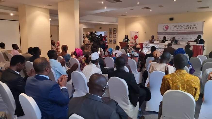 216EF548 4485 477A 9E77 5EB1AC57D937