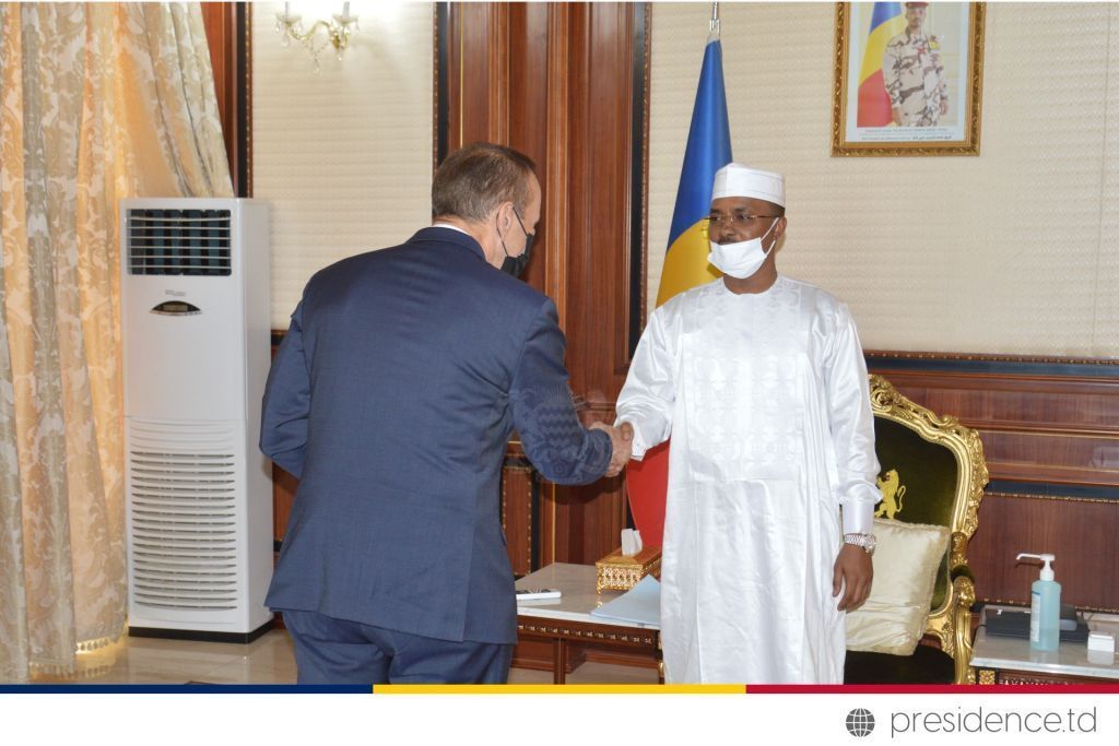 48677587 1A91 466F 89D1 022F6991C55C