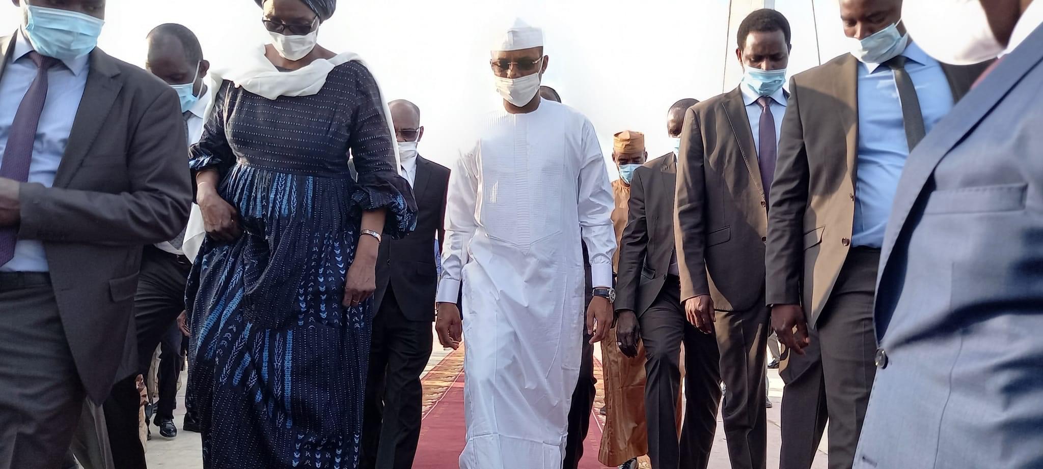 75D0A27E A330 4F3D A6AA 9F67D21EAD02