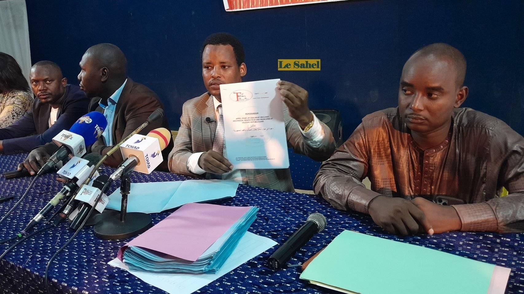 8775D2C0 42D4 4A27 A5CC EFB33A39972B