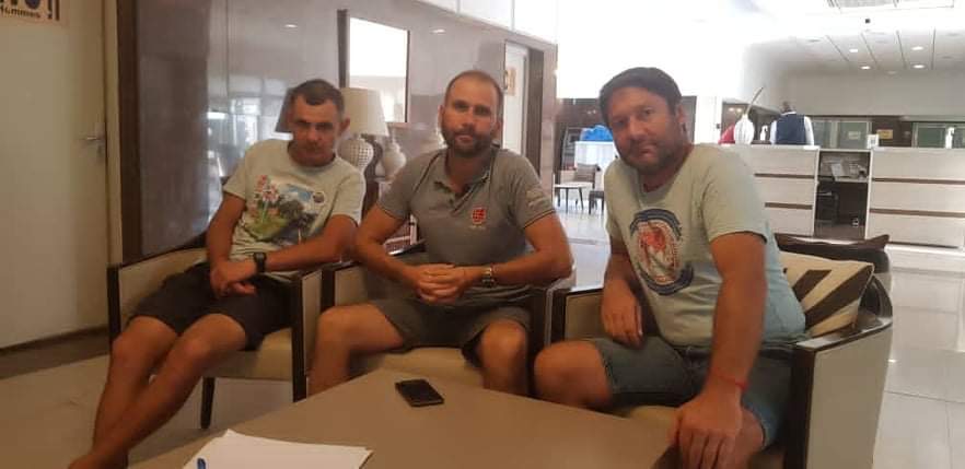 9B4E088F AD47 4D7D 8E52 DAFF90E3E112