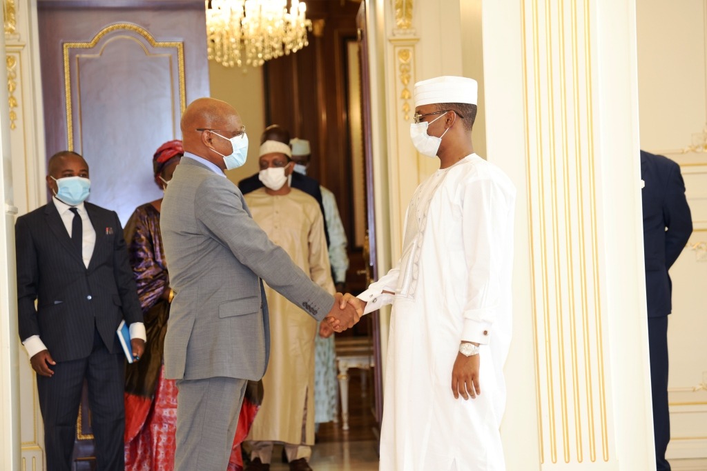 9FEC61E8 01DD 4C1F AFC8 9B6C4535EDA8