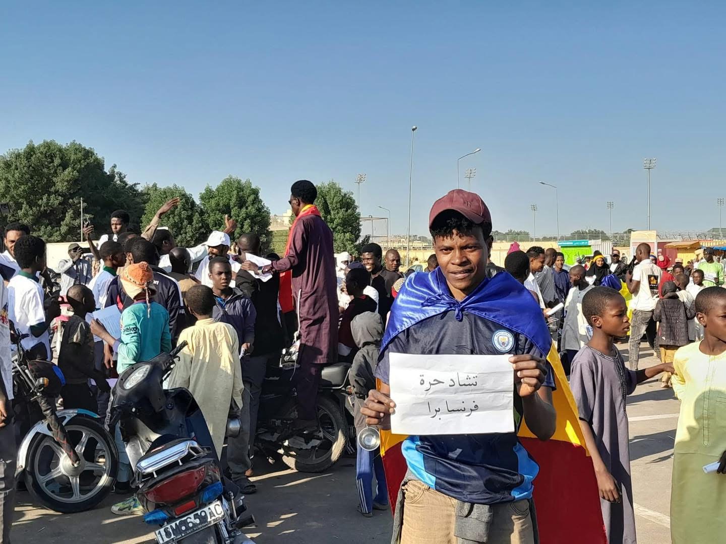 C78933C8 4801 41C7 9618 8E8DE431AE33