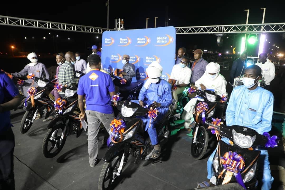 EFAD6BA9 E4FE 43E0 8B96 B568A476945E