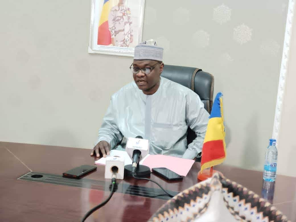 FB2028E9 383C 4CA5 B5EC 4D54617785C0